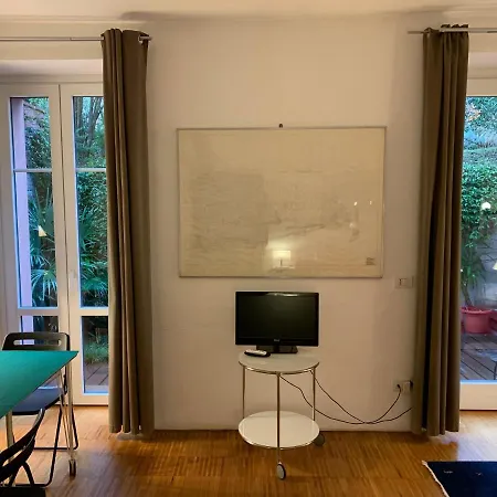 Casabella-lago Maggiore فندق مبيت وإفطار 4*