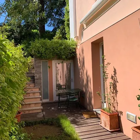 Casabella-lago Maggiore فندق مبيت وإفطار