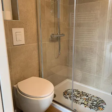 Casabella-lago Maggiore فندق مبيت وإفطار 4*