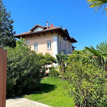Casabella-lago Maggiore لسا