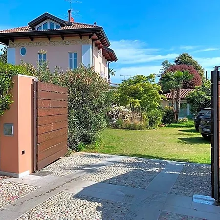 Casabella-lago Maggiore