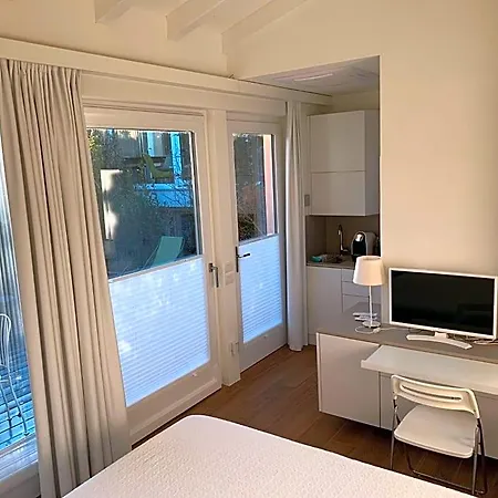 Casabella-lago Maggiore فندق مبيت وإفطار لسا