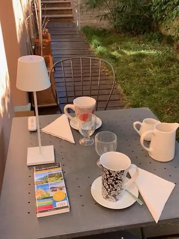 Casabella-lago Maggiore Couette-café Lesa