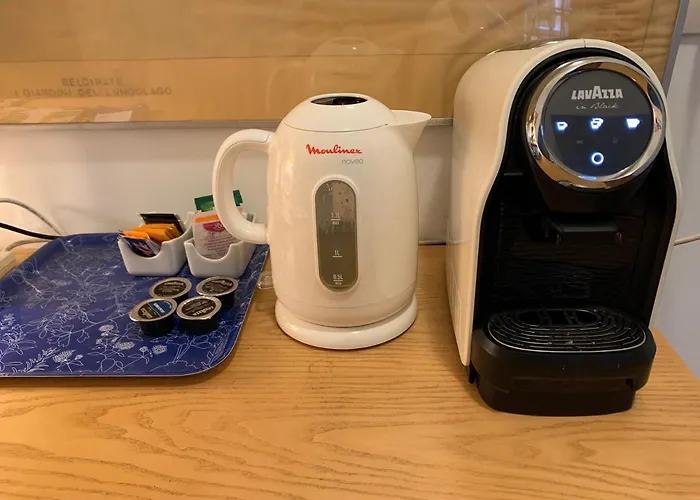 Couette-café Casabella-lago Maggiore 4*